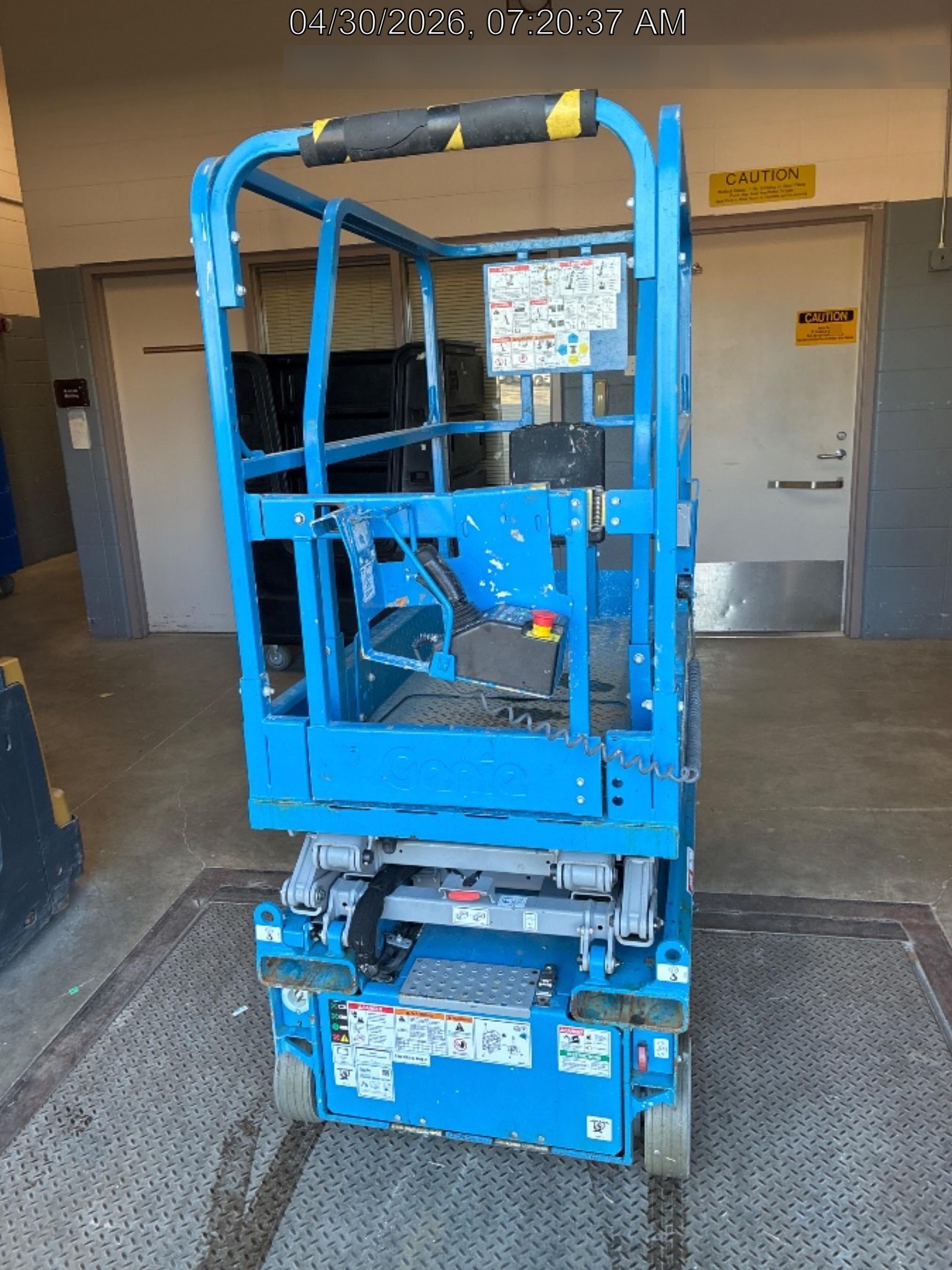 2023 GENIE GS-1432