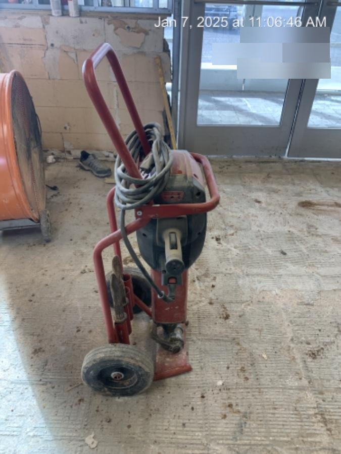 2021 HILTI TE 3000-AVR