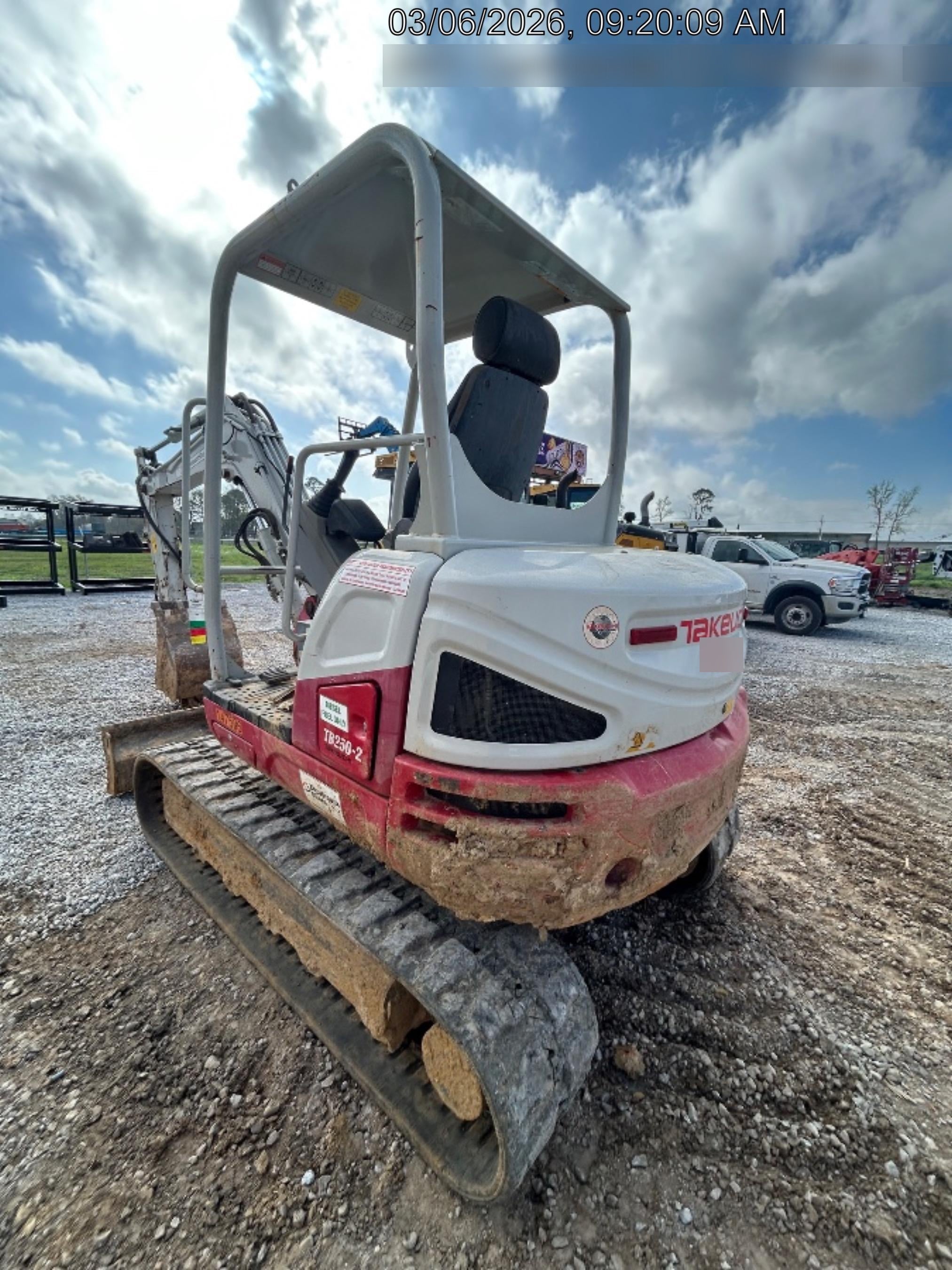 2021 TAKEUCHI TB250-2