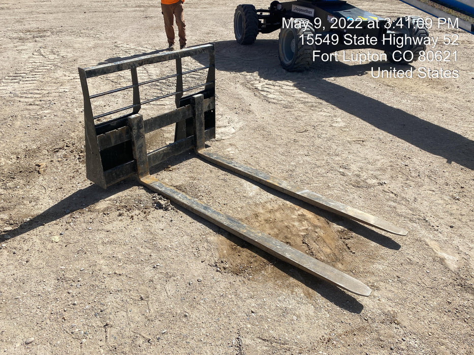 2022 ARROW MATERIAL HANDLING 60" Pallet Forks - Arrow