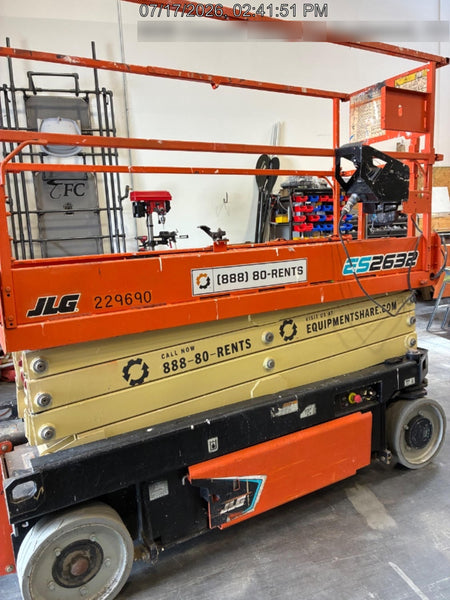 2022 JLG ES2632