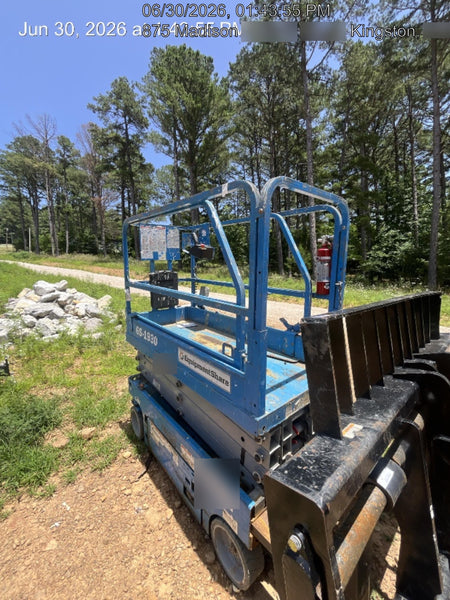 2019 Genie GS-1930 Fixed rails with chain Entry
