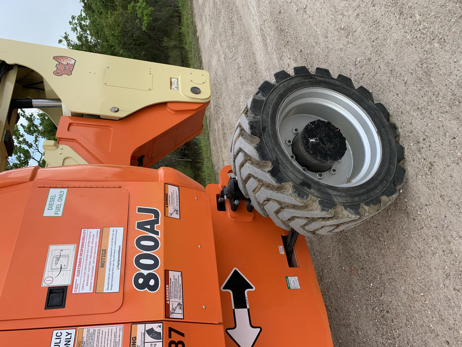 2019 JLG 800AJ