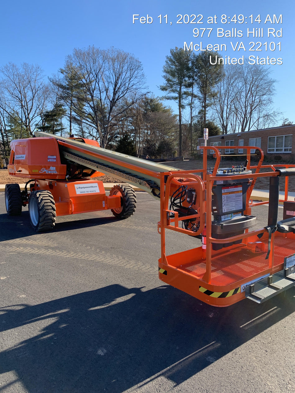 2021 JLG 600S