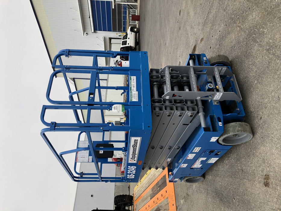 2019 Genie GS-3246 Folding rails with full height swing gate