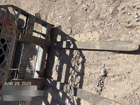 2021 PALADIN 48" Pallet Forks - Paladin
