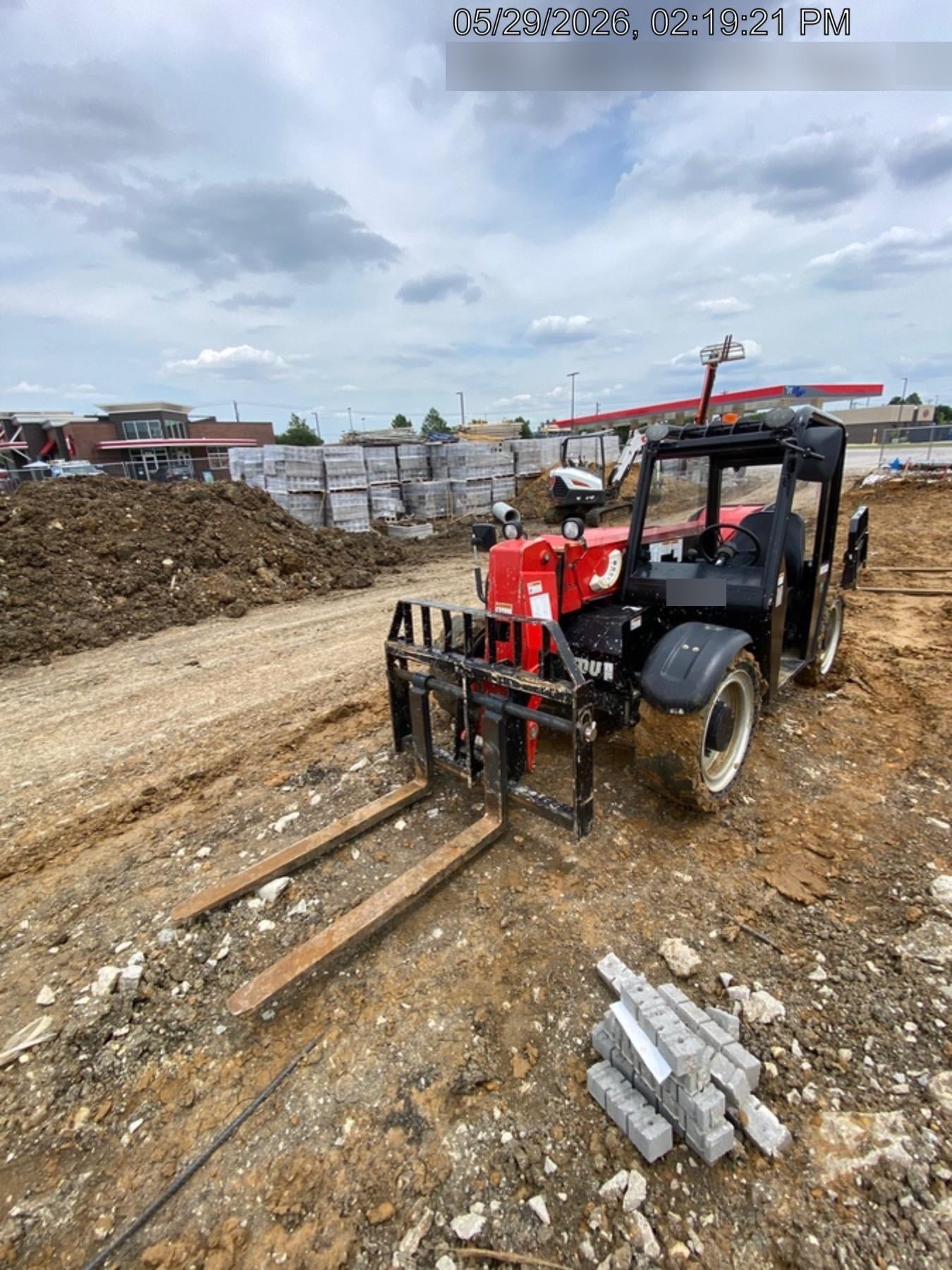 2022 MANITOU MTA5519