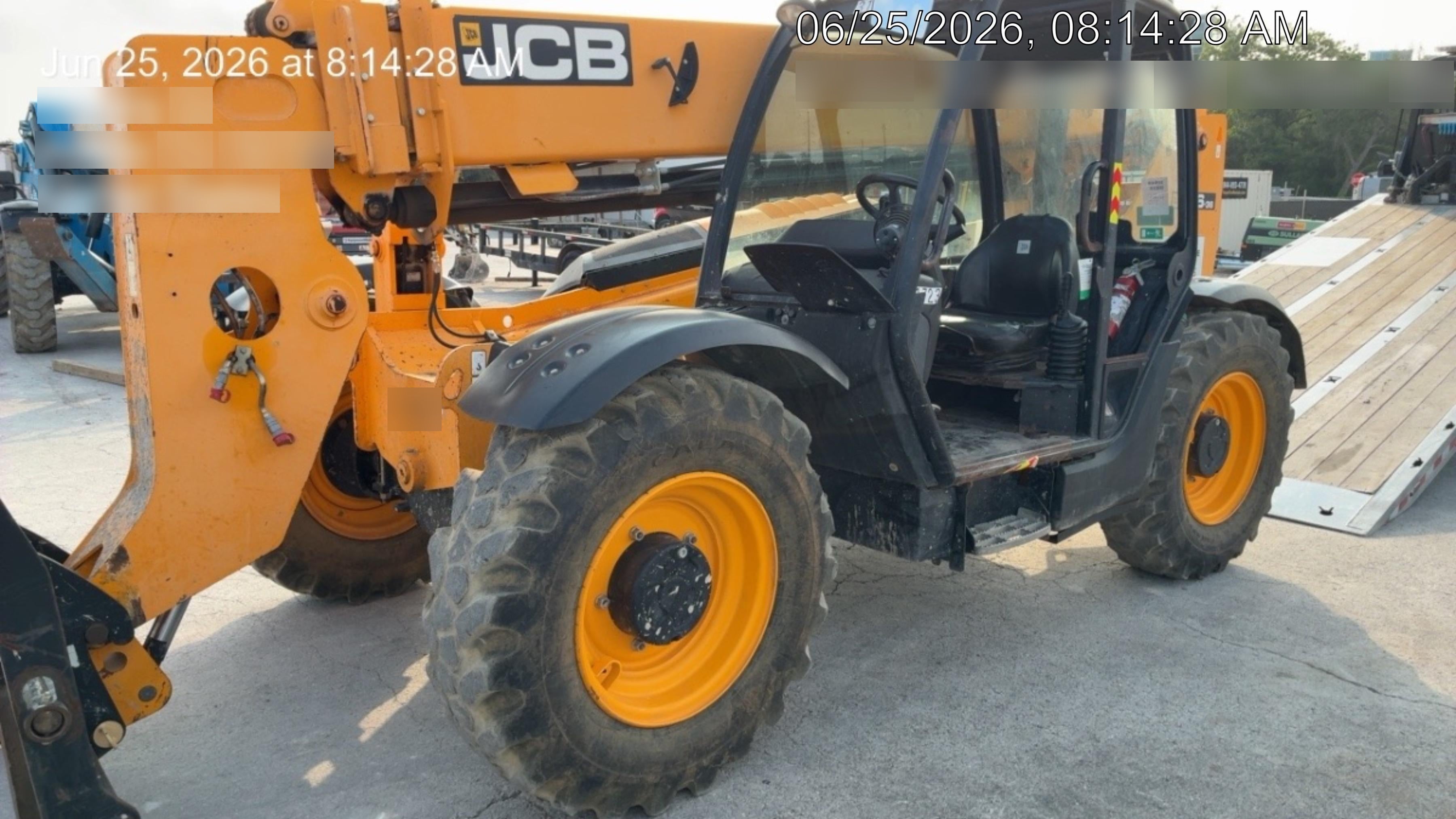 2019 JCB 506-36 Canopy, 74 HP, Foam Filled Tires, STD Worklight, Beacon, Aux Hydraulics, Lifting Eye, Back up Alarm 48" Carriage/48" Forks