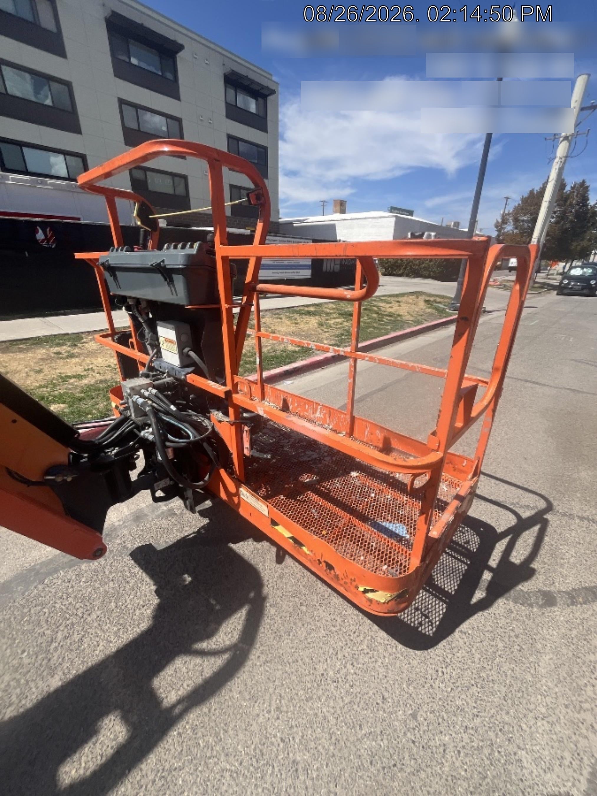 2022 JLG 660SJ
