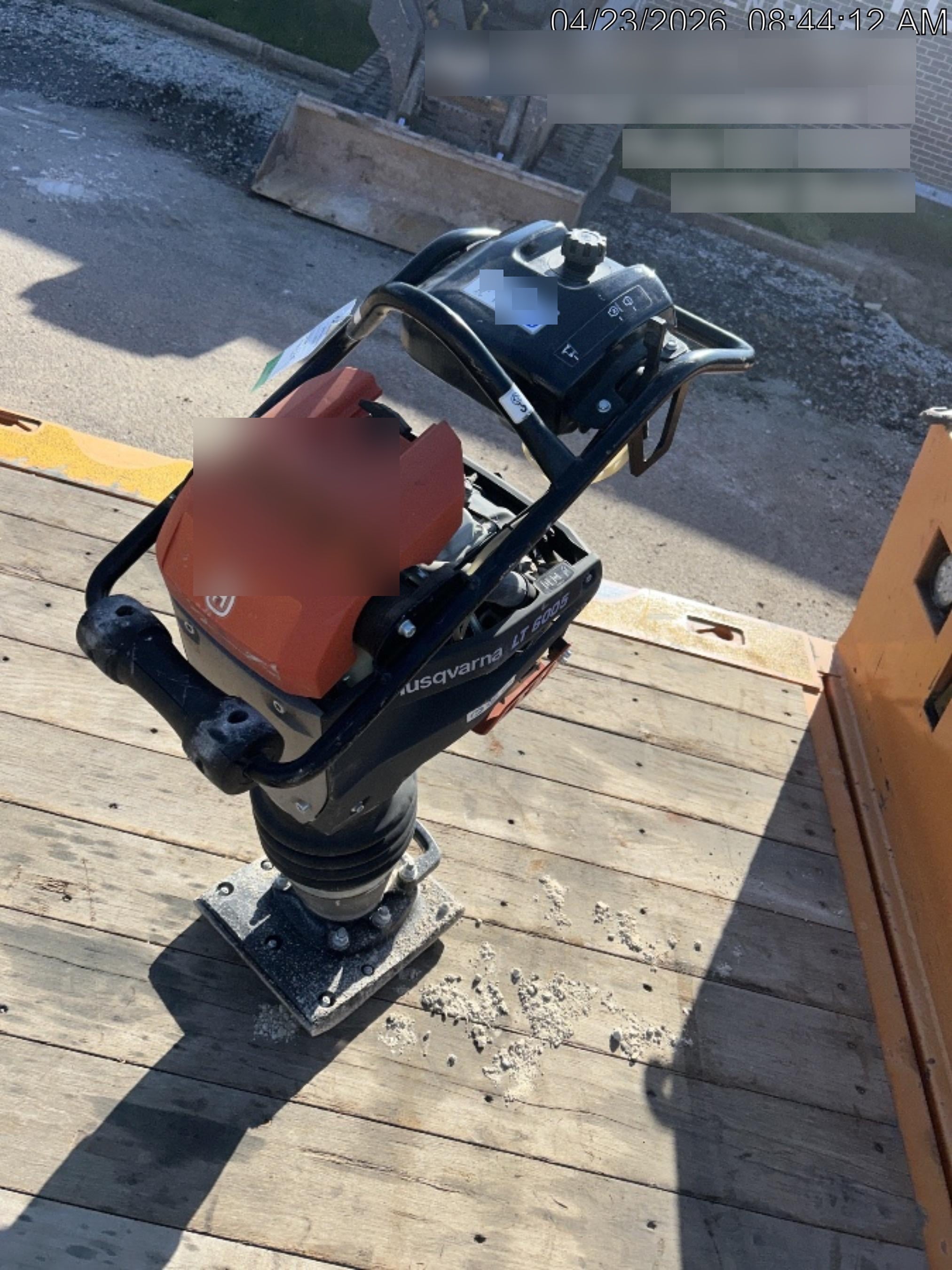 2025 HUSQVARNA LT6005