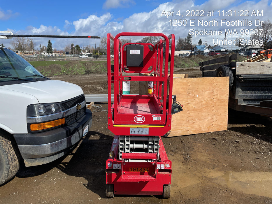 2020 MEC 1330SE Solid NM Tires, Steel Swing out Doors, LCS, Beacon, 900W Invertor