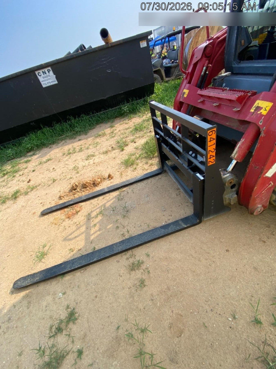 2026 ARROW MATERIAL HANDLING 72" Pallet Forks - Arrow