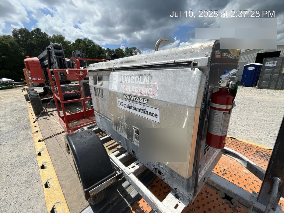 2019 Lincoln Electric Vantage 322 Ready-Pak 3, Two Wheel Trailer, Fender and Light Kit, Cable Rack