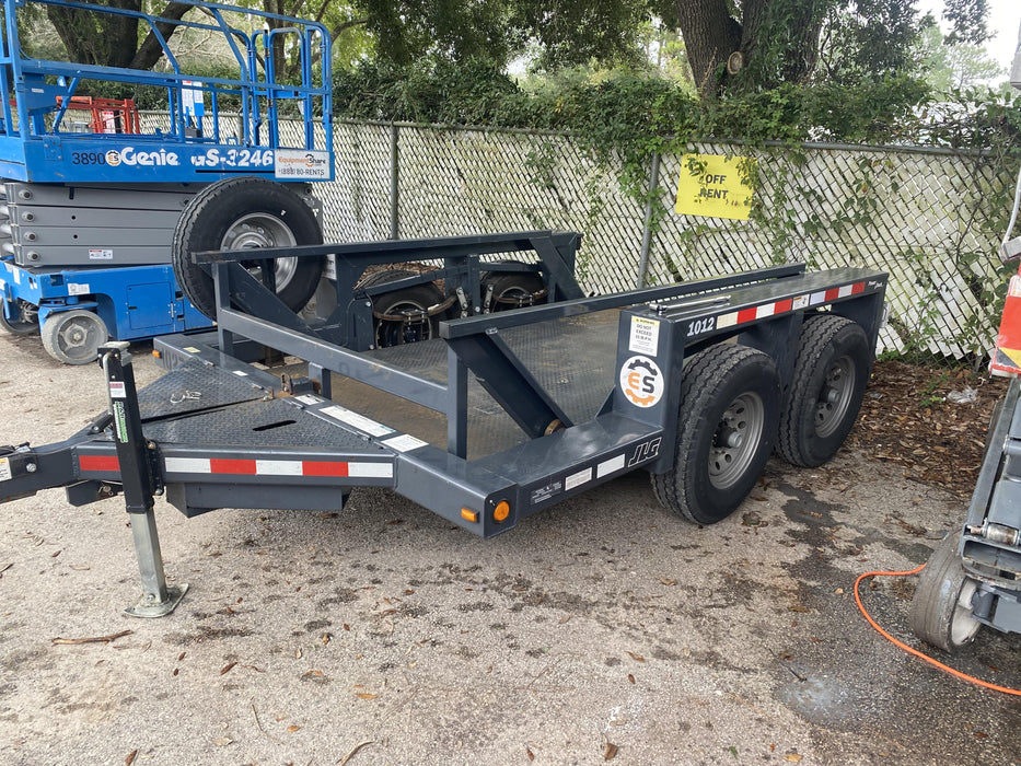 2018 JLG 1012