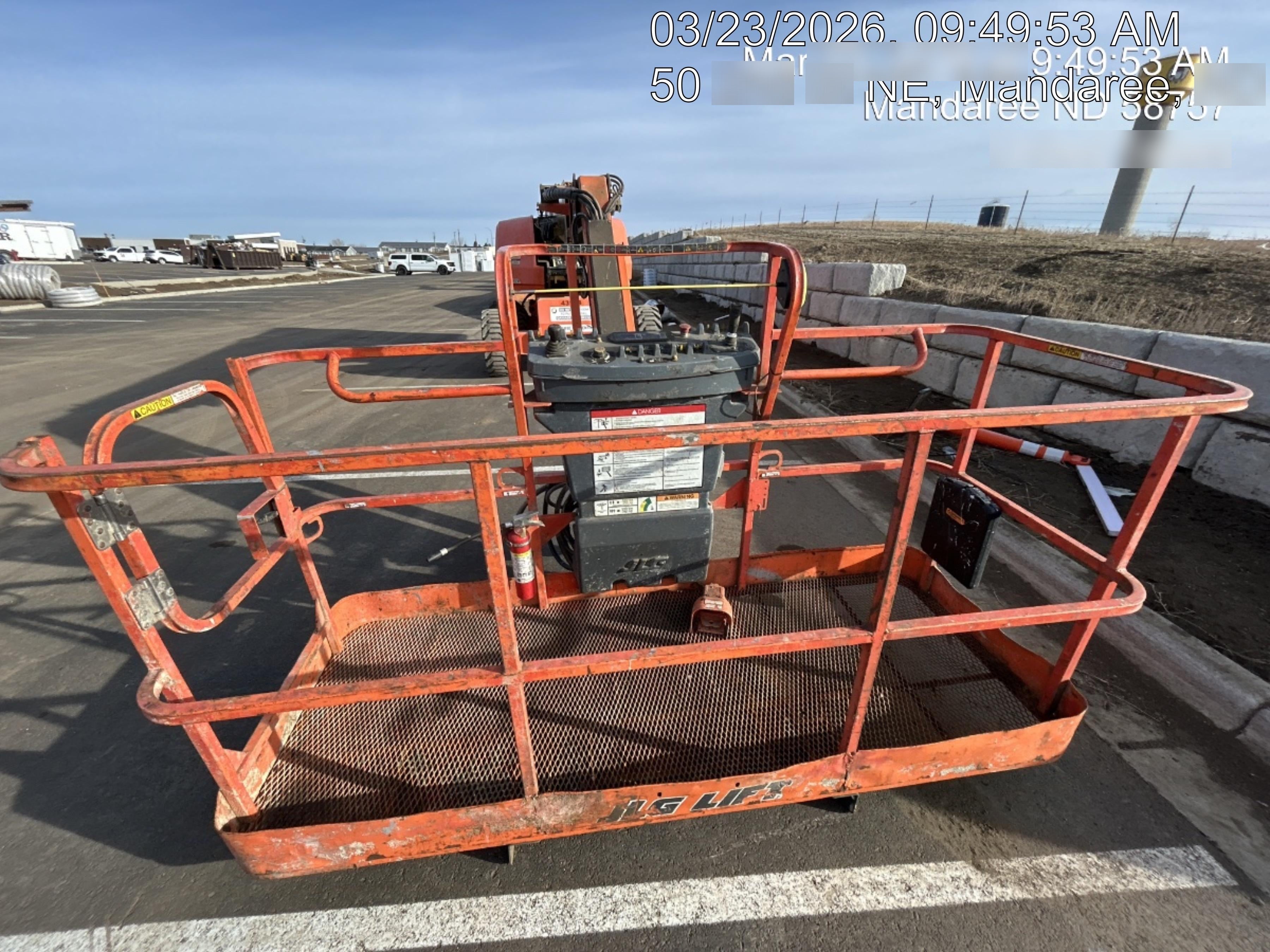 2019 JLG 660SJ