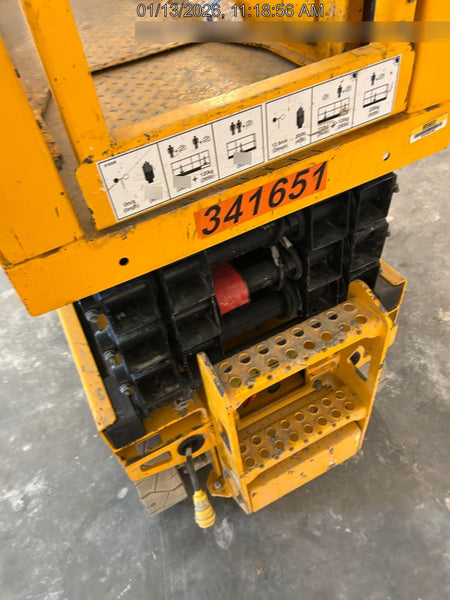 2023 JCB S1930E