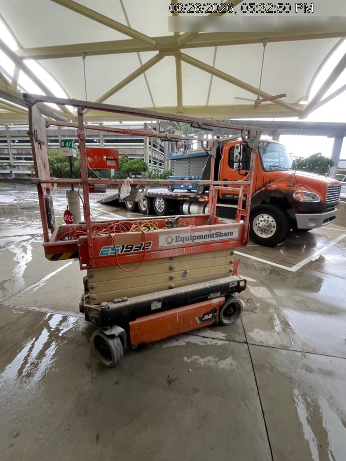 2021 JLG ES1932