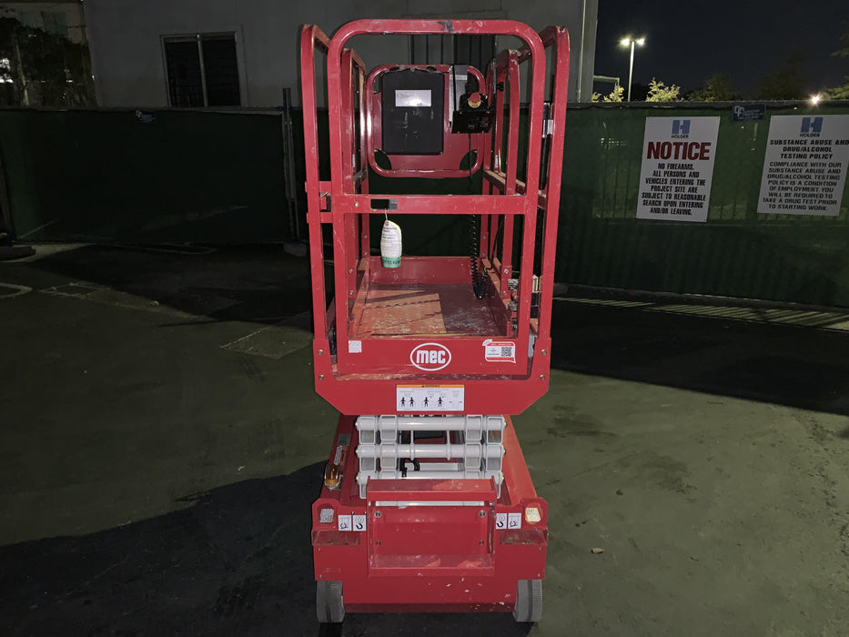 2020 MEC 1330SE Solid NM Tires, Steel Swing out Doors, LCS, Beacon, 900W Inverter