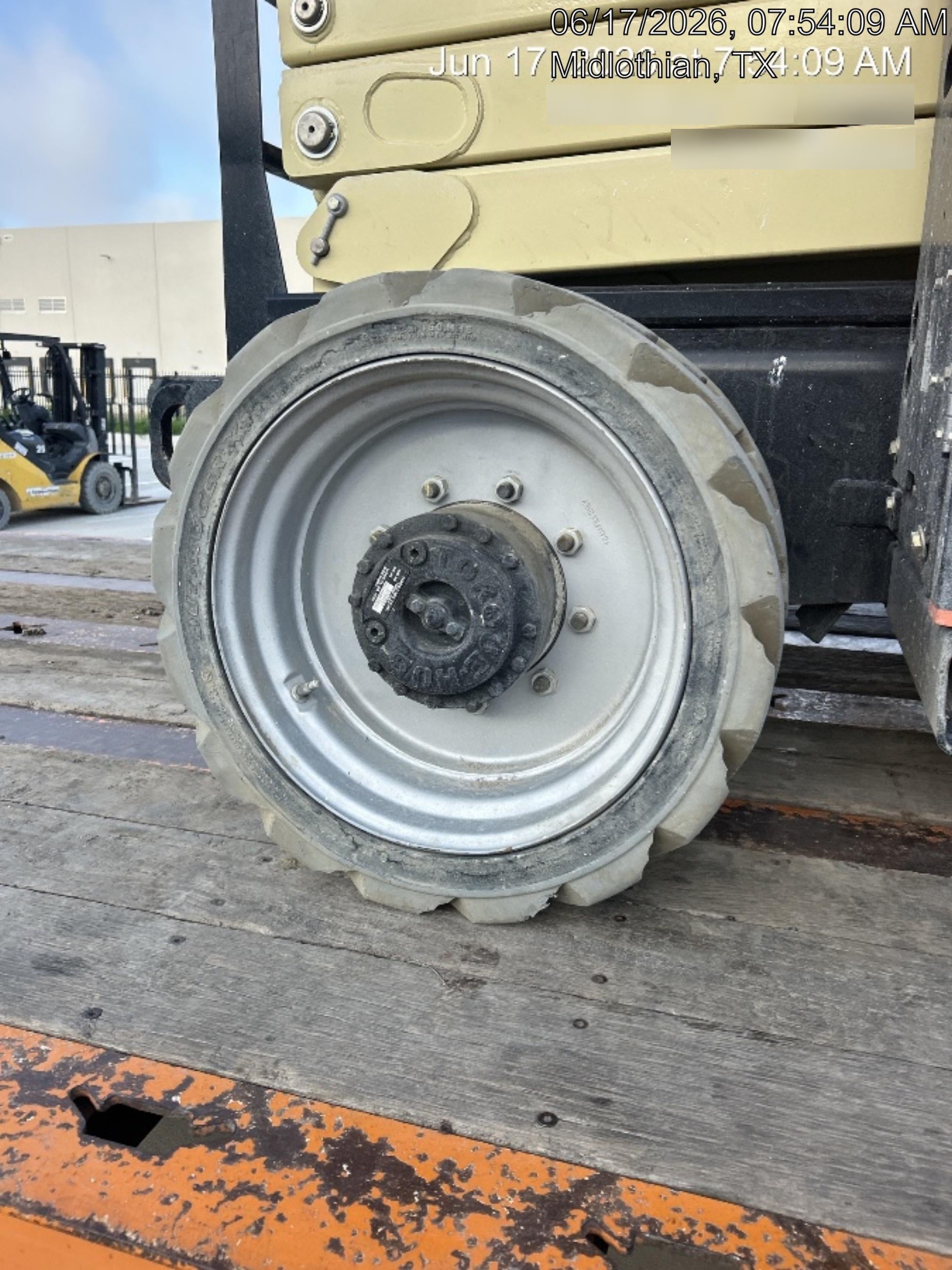 2022 JLG RT4069