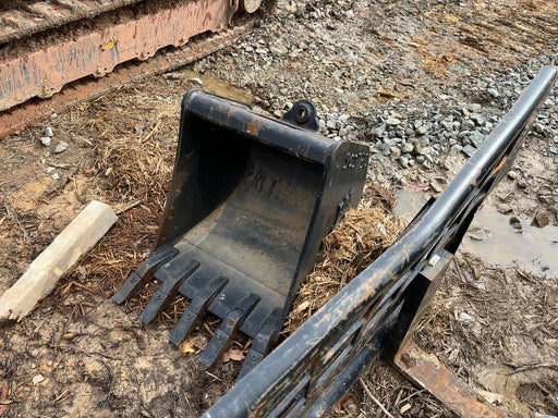 2025 TAG MANUFACTURING 24" HD (4 TOOTH) QCB29 Bucket