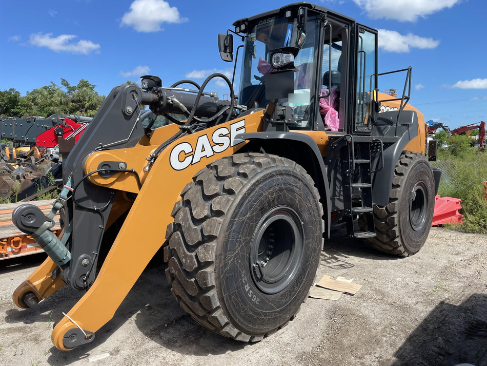 2025 CASE 1021G