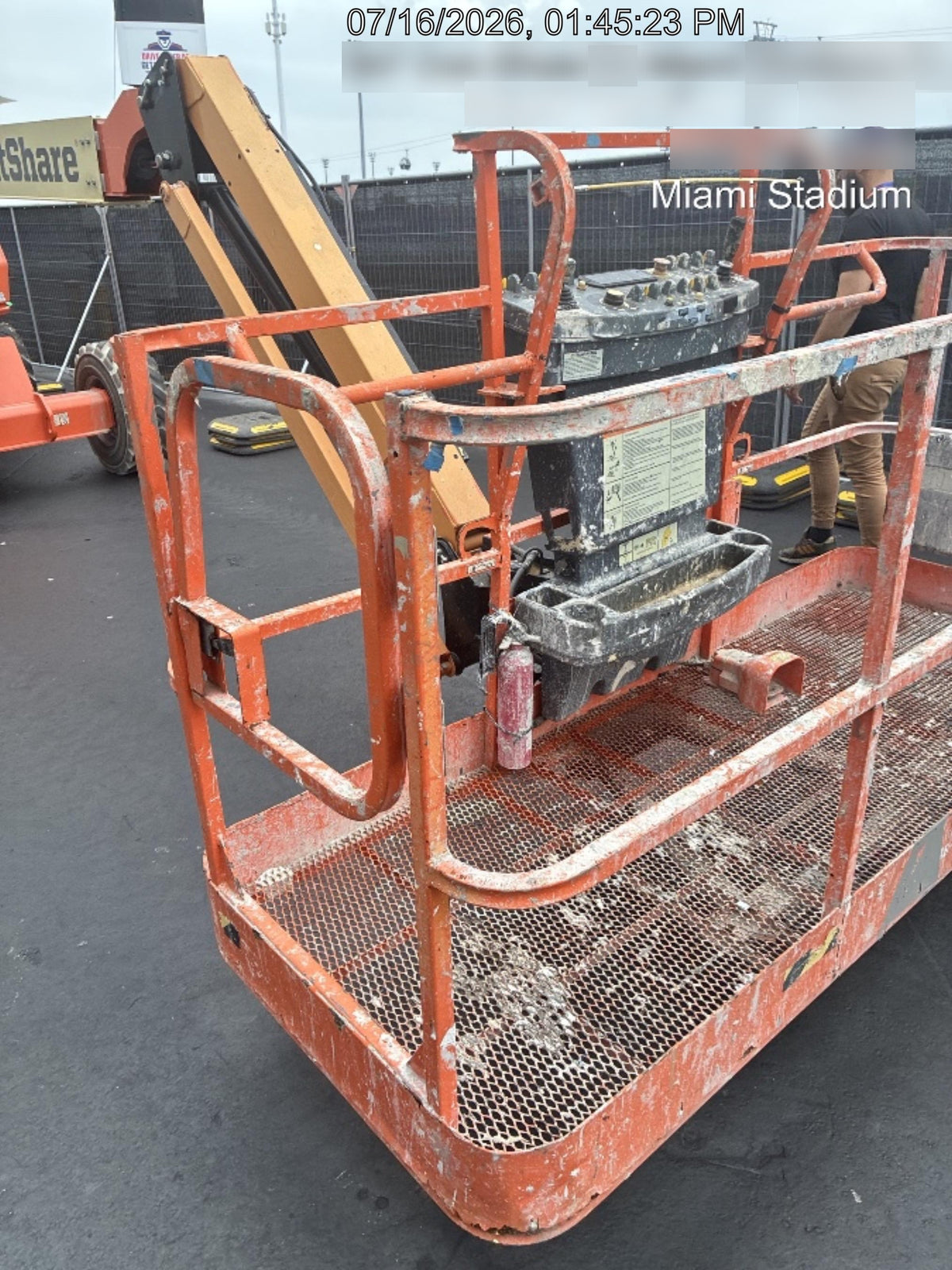 2023 JLG 460SJ