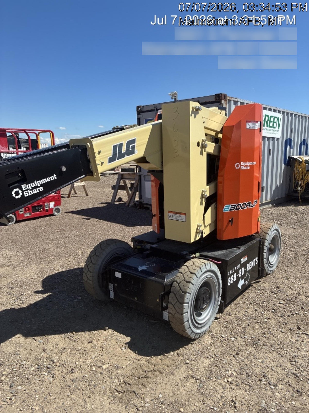2025 JLG E300AJP