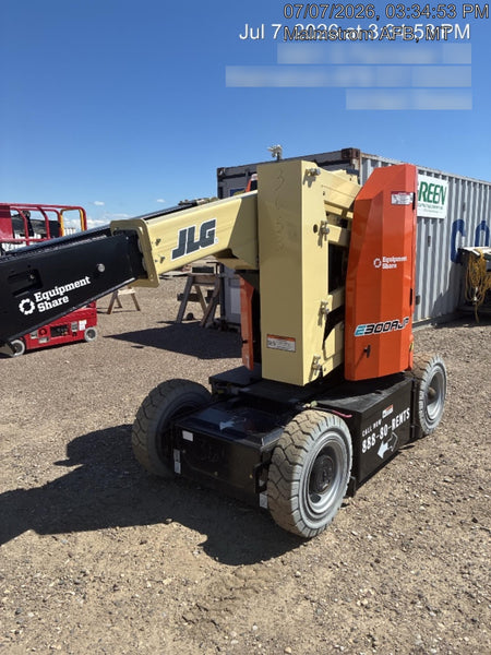2025 JLG E300AJP