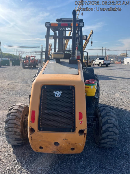 2023 CASE 588H