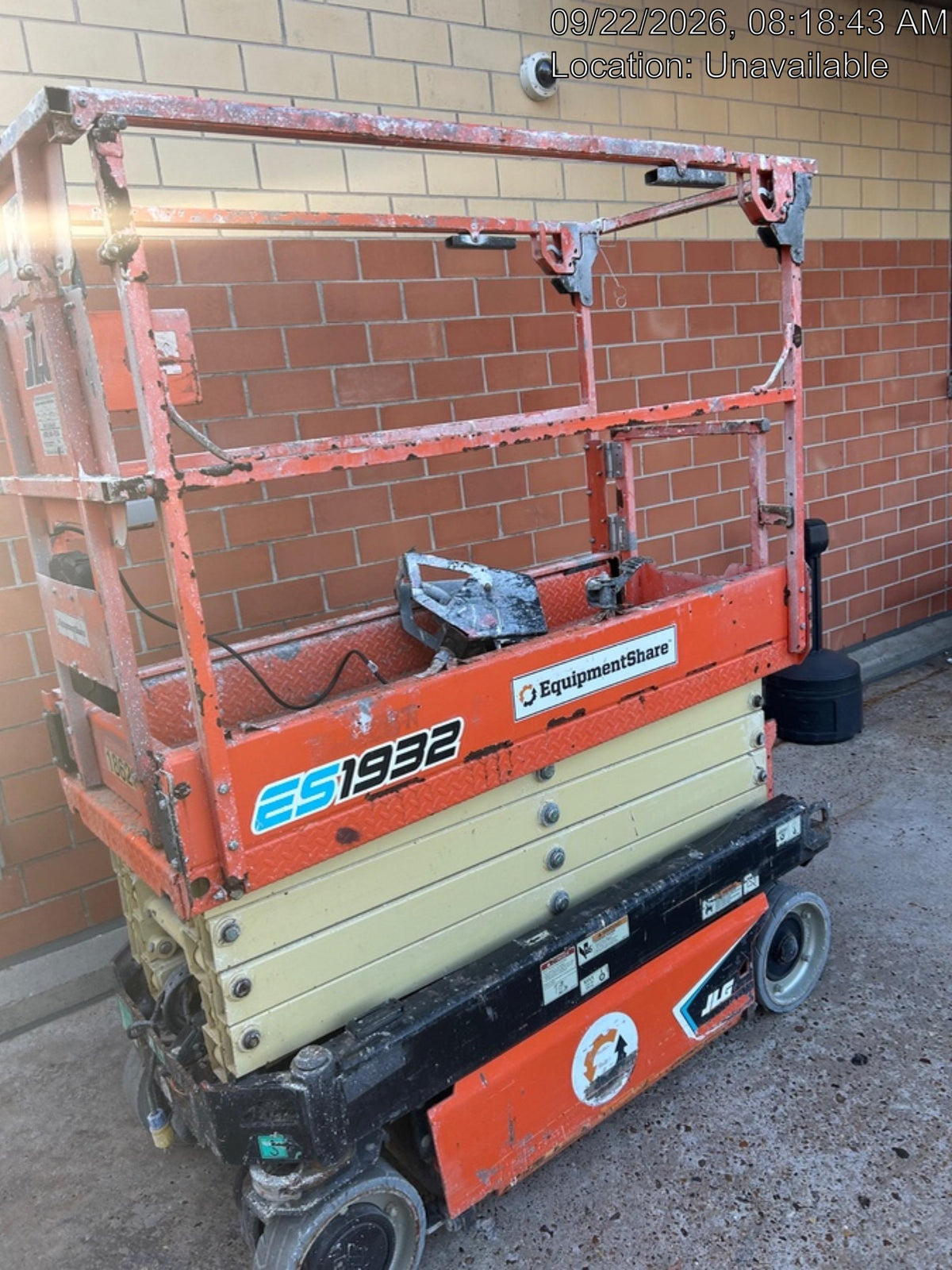 2021 JLG ES1932