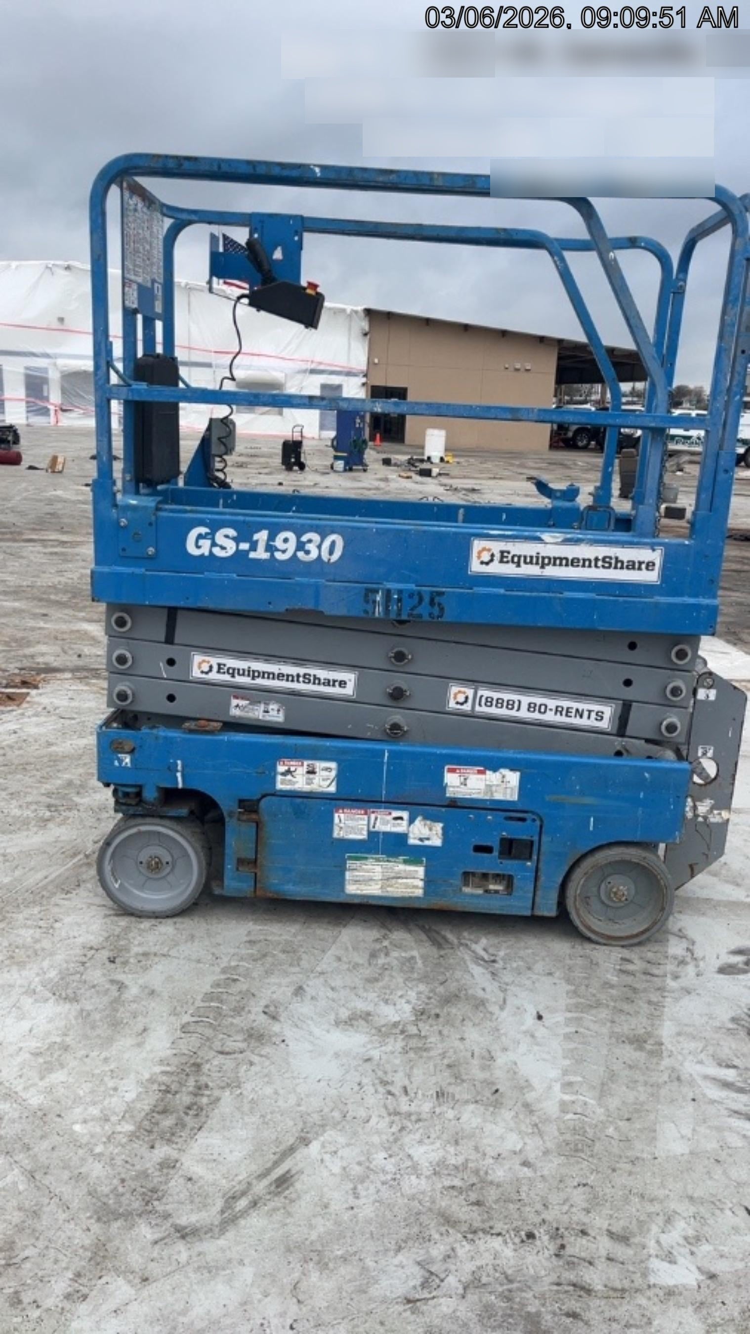 2019 Genie GS-1930 Fixed Rails with Chain Entry