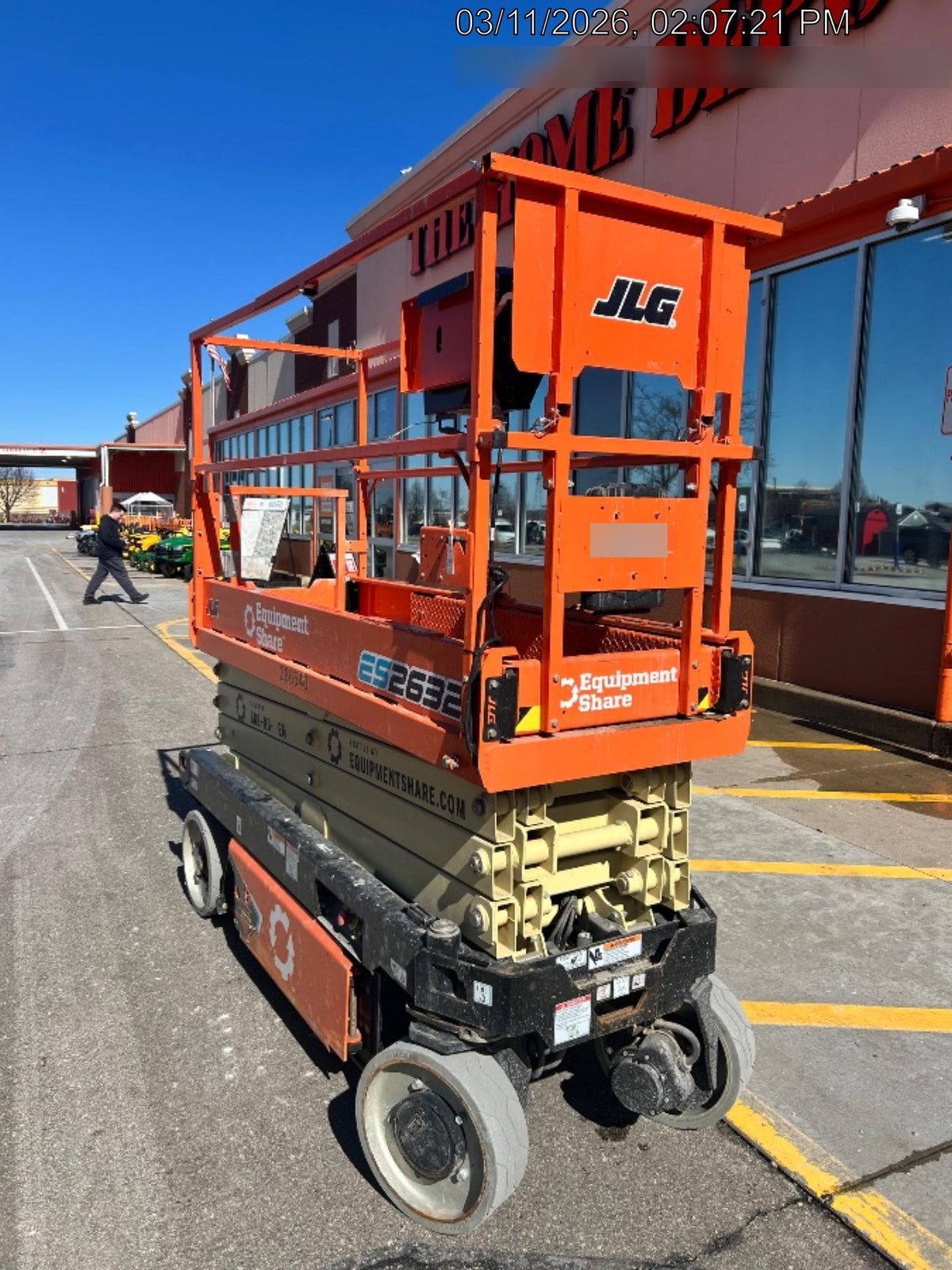 2022 JLG ES2632