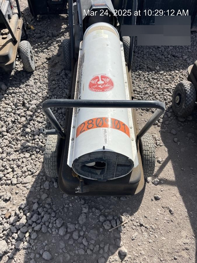 2022 LB WHITE Tradesman K175