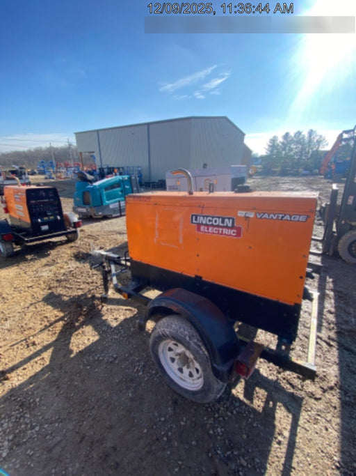 2021 Lincoln Electric Vantage 322 Vantage 322 Ready Pak 3 w/ Decals, ORANGE (includes trailer, cable rack, fender light kit) NO Telematics