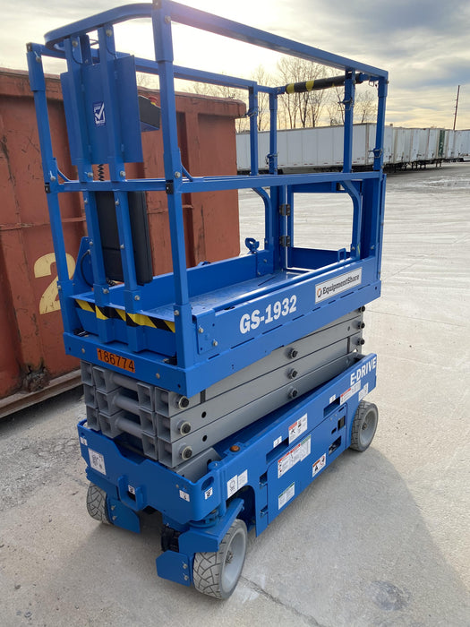 2021 GENIE GS-1932