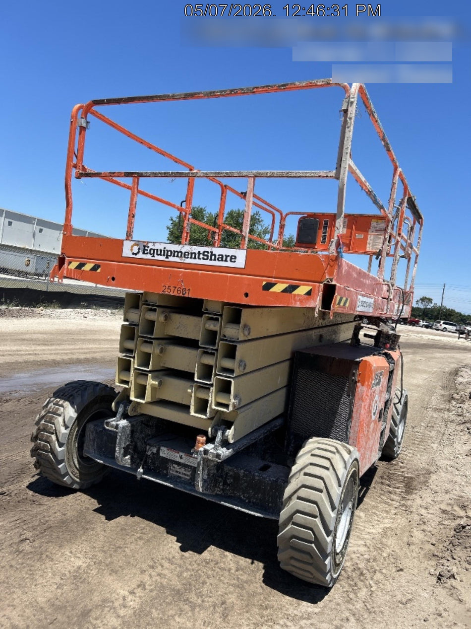 2022 JLG 4394RT