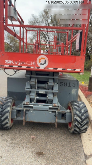 2017 SKYJACK SJ6832 RT