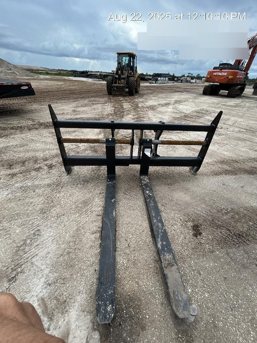 2025 PALADIN 72" Forks