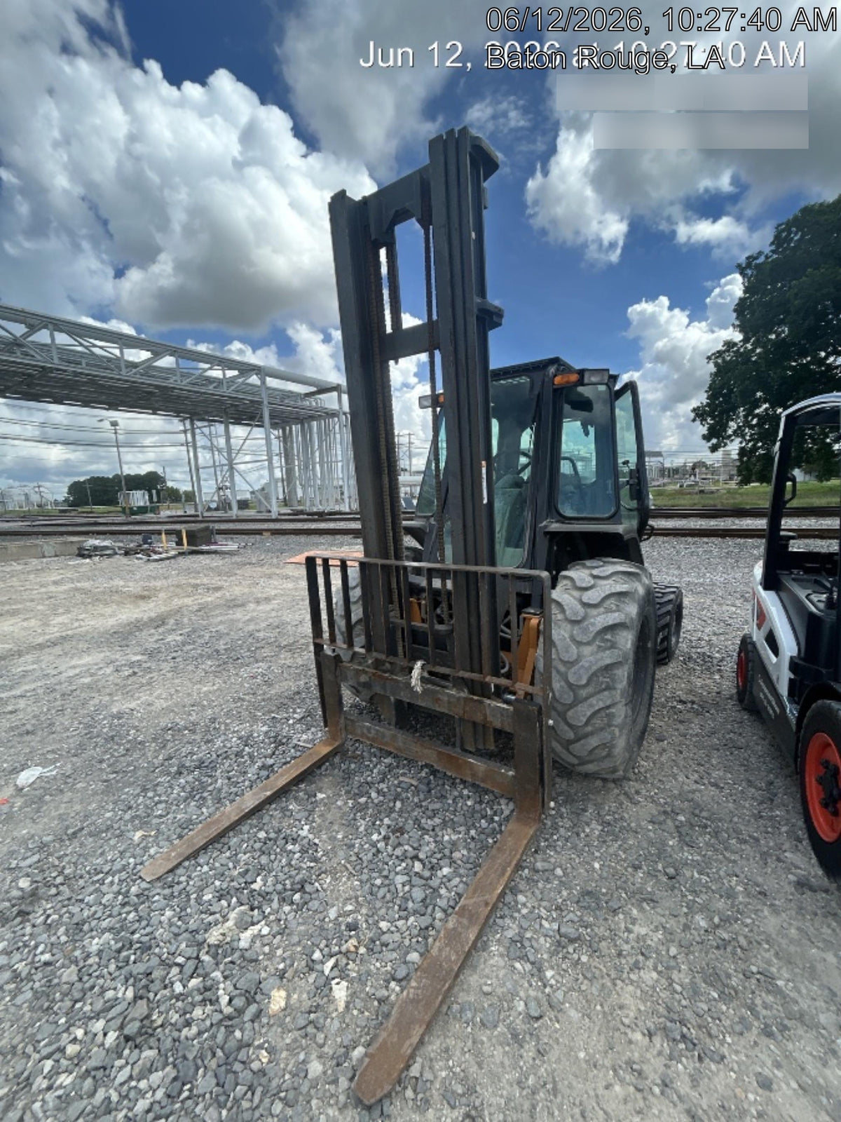 2021 CASE 586H