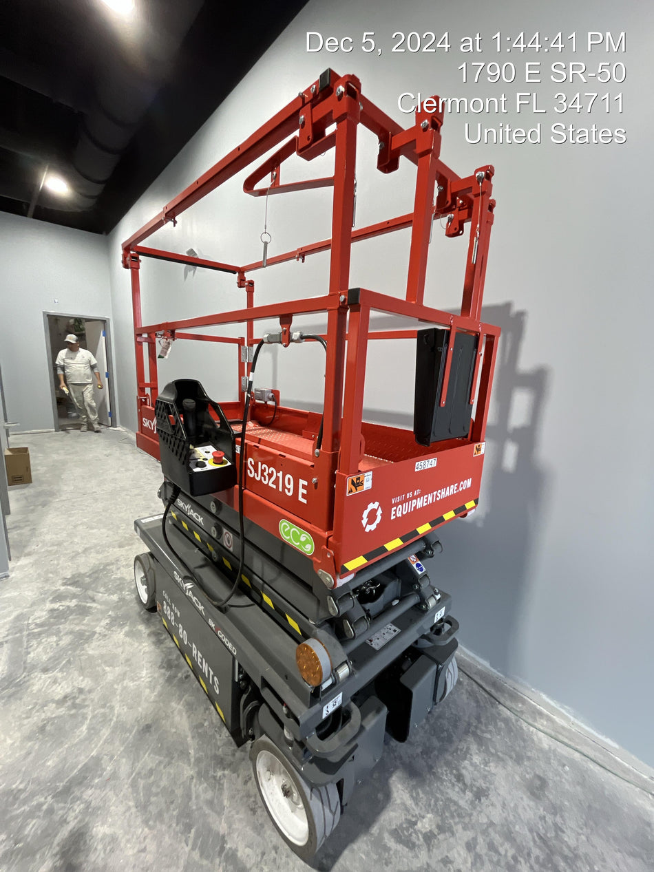 2024 Skyjack SJ3219 Electric Drive, Sld NM Tires, DBcns, RFRails, Power to Platform, T3 + Access Control