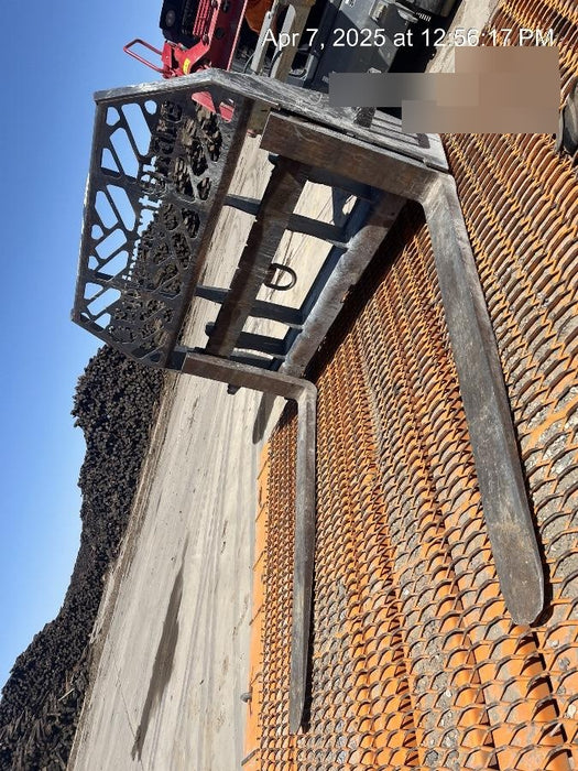 2019 PALADIN 48" Pallet Forks - Paladin