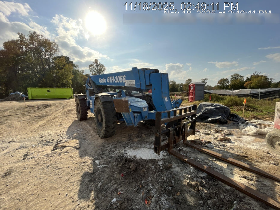2018 Genie GTH-1056 Genie GTH-1056 w/Enclosed Cab w/HVAC, Work Lights, Solid Tires, Beacon, 60" Carriage and Forks