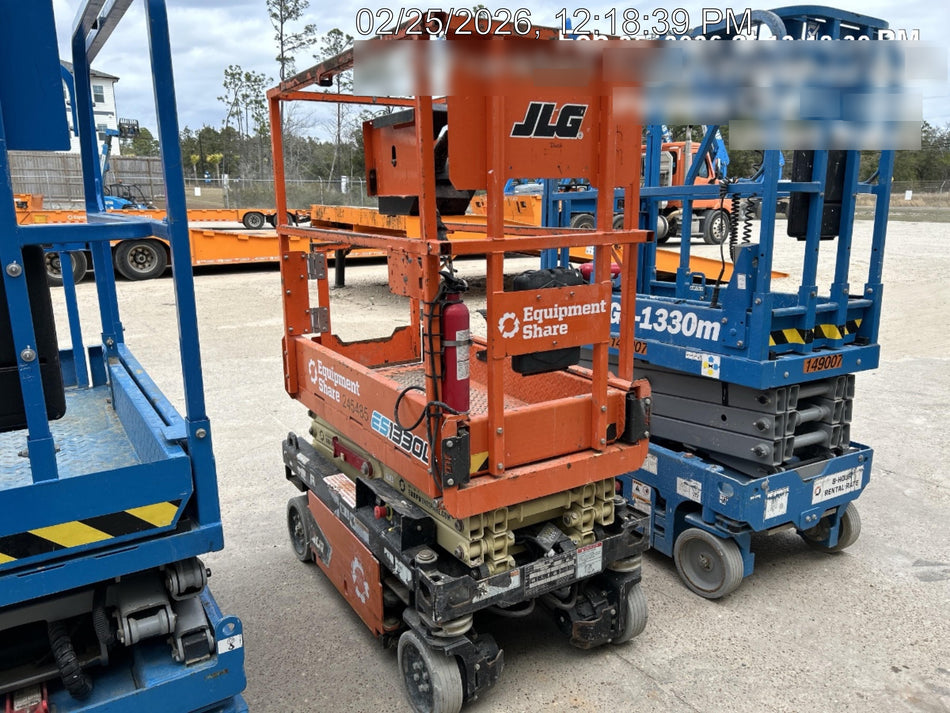 2022 JLG ES1330L
