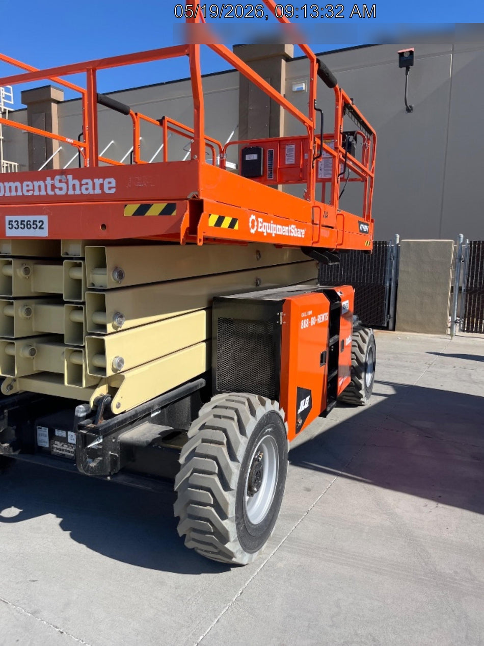 2025 JLG RT4394