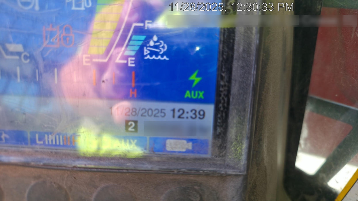 2018 TAKEUCHI TL12V2-CR