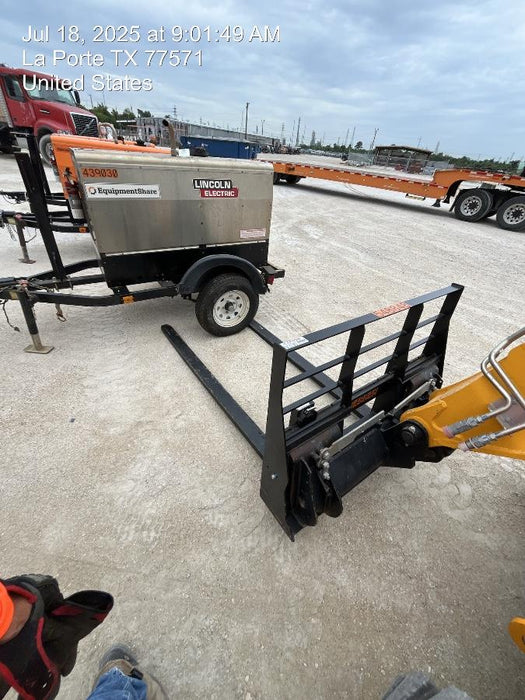 2025 ARROW MATERIAL HANDLING F5100CB - 72"