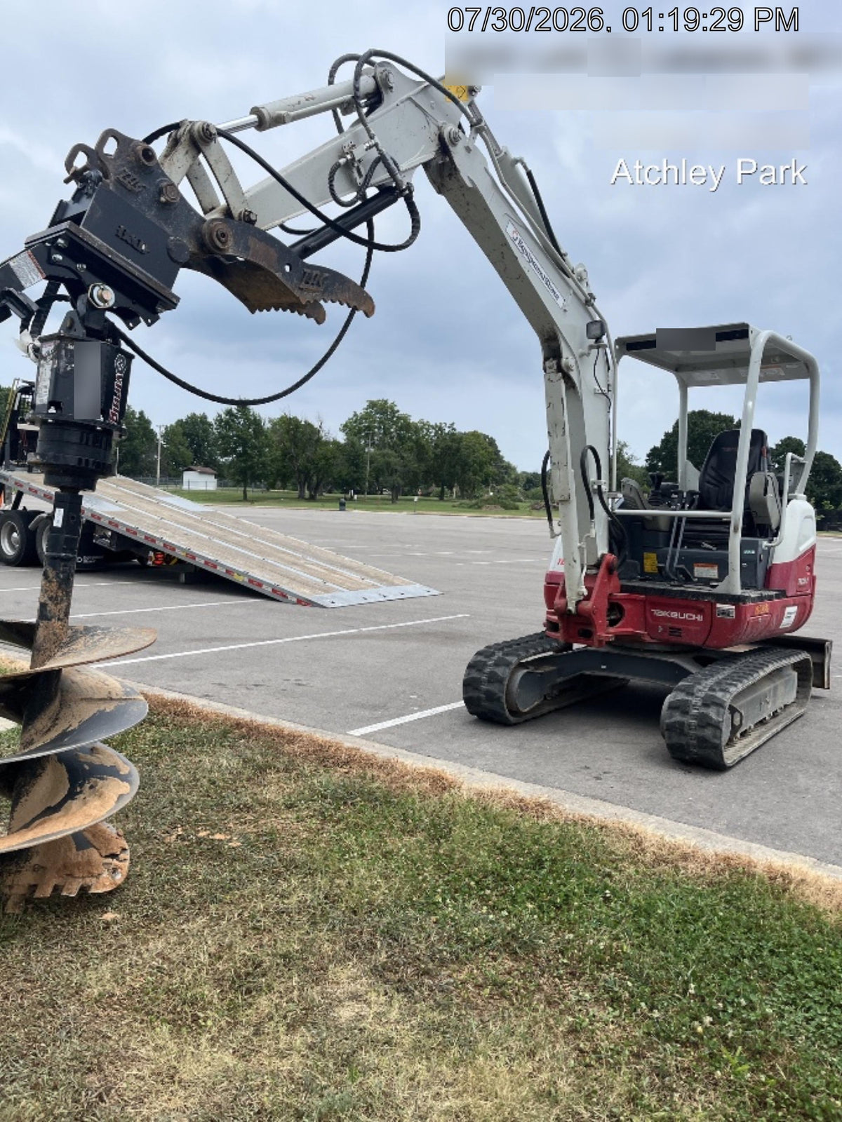 2022 TAKEUCHI TB235-2R
