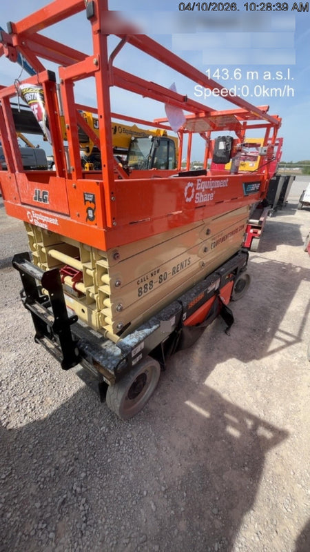 2025 JLG ES3246