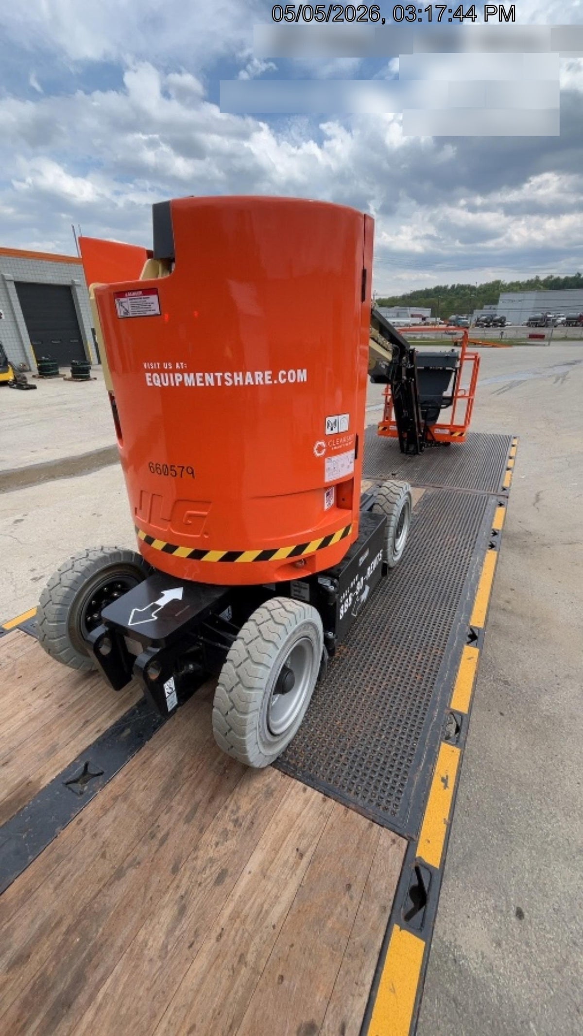 2026 JLG E300AJP
