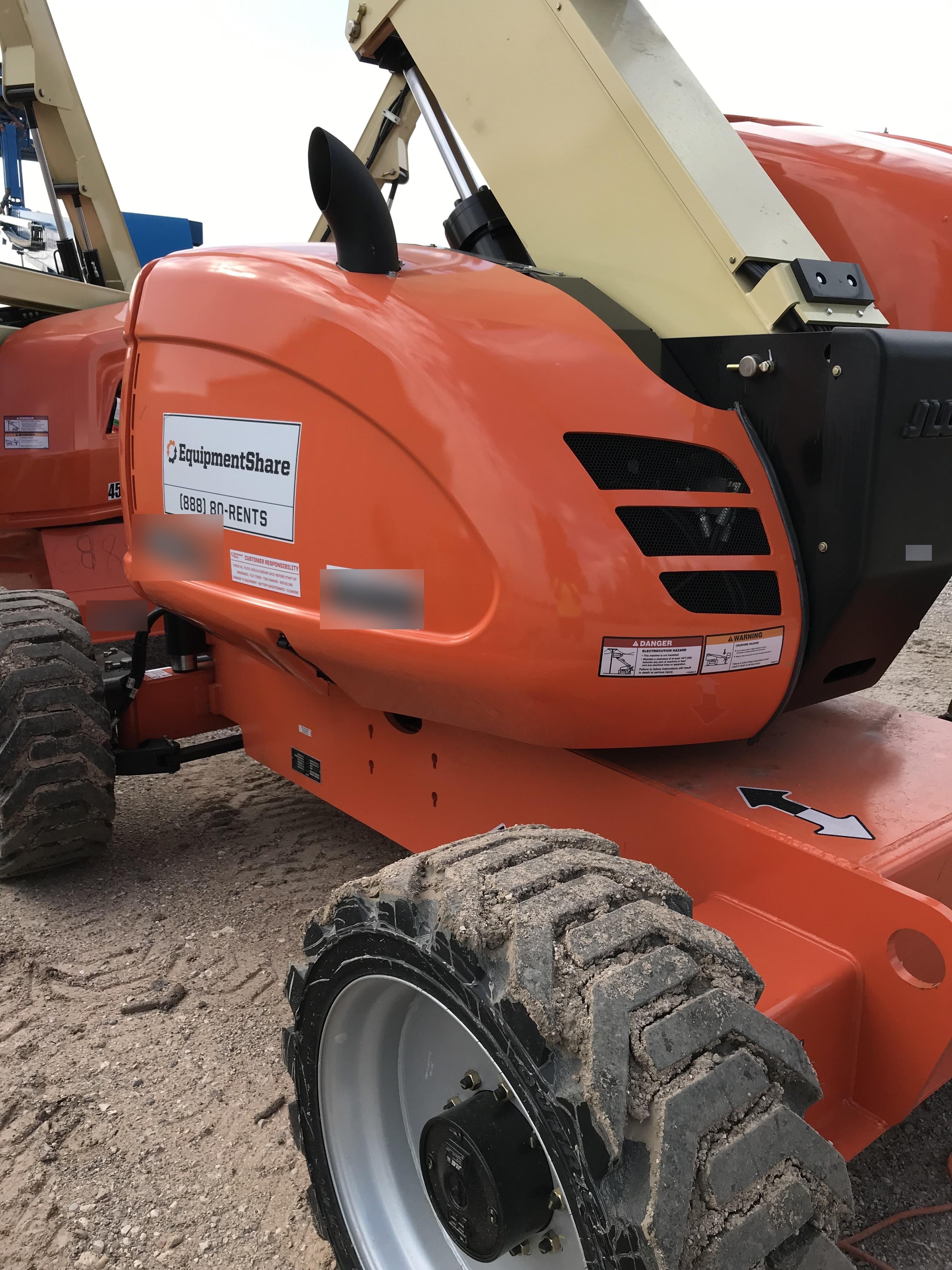 2019 JLG 600AJ